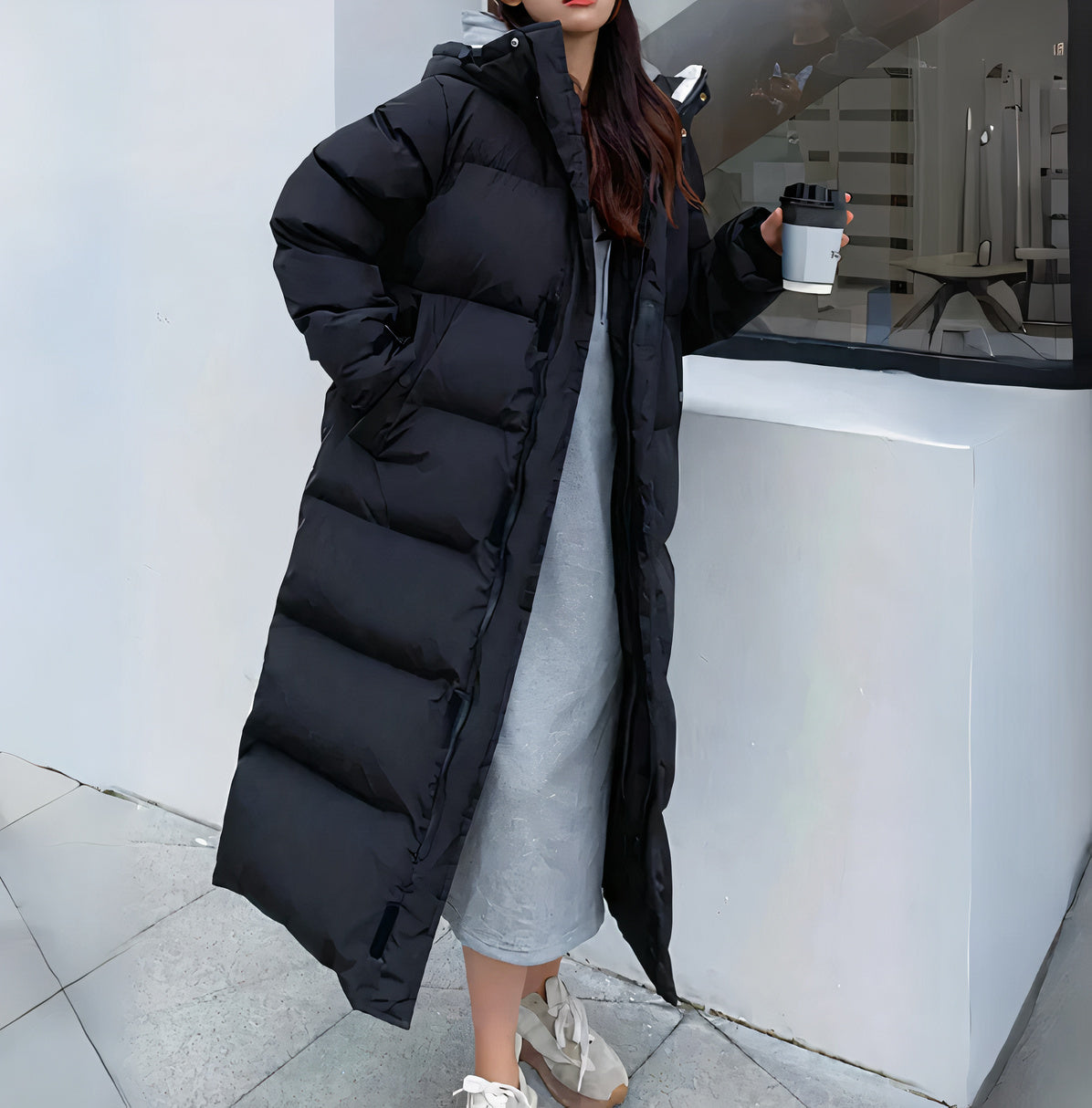 Women's Long Waterproof and Windproof Parka with Hood