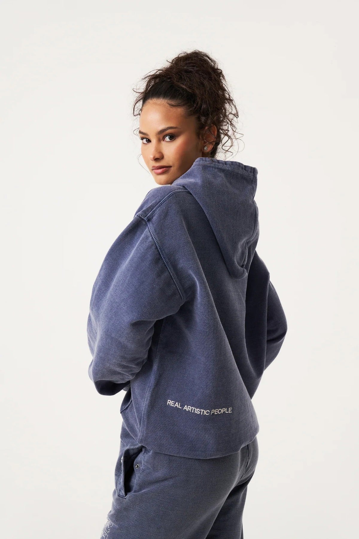 Women's Hoodie with Modern Design for Everyday Layering