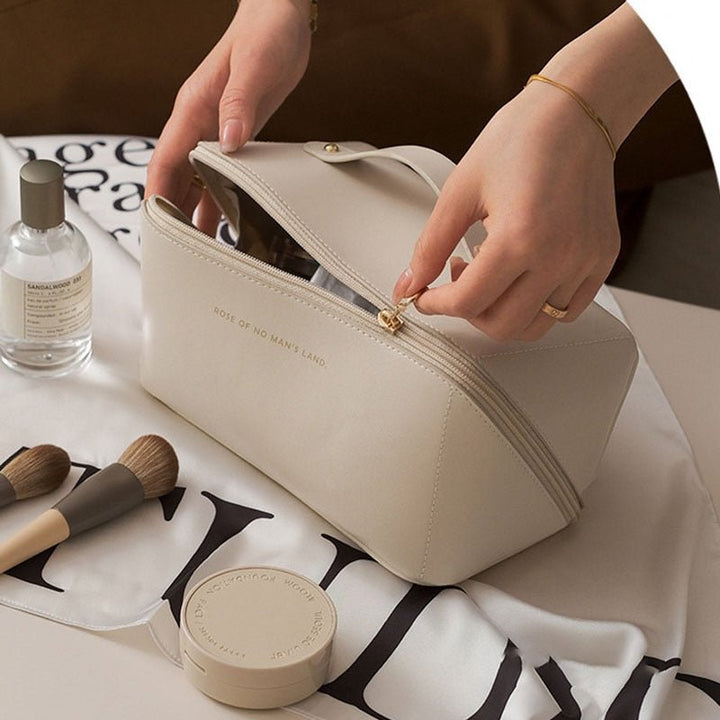 Women's Cosmetic Bag in PU Leather with Spacious Storage