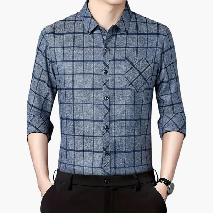 David - Fashionable checked shirt with revers for men