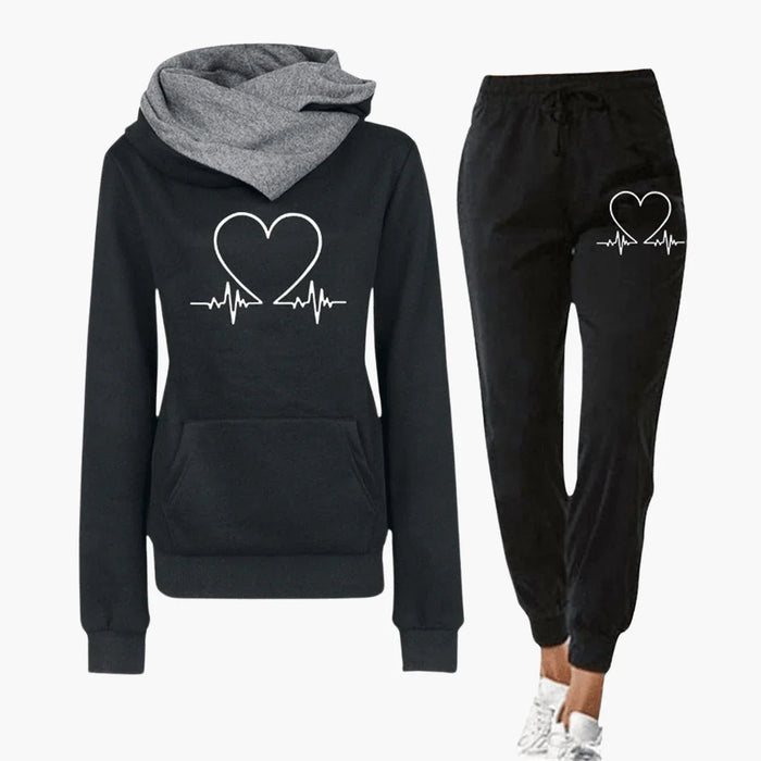 Tuta da donna con cuore - comoda ed elegante