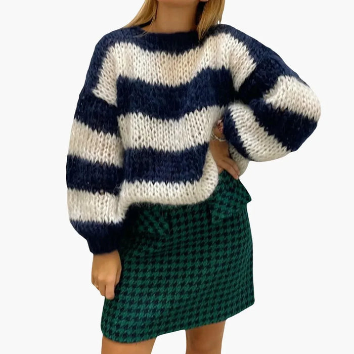 Maglione oversize da donna con motivo a righe e scollo rotondo