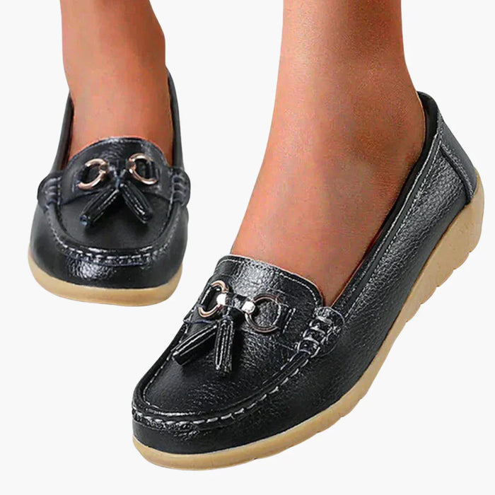 Loafers for kvinner  Komfortable mokasiner med kilehæl og dusker