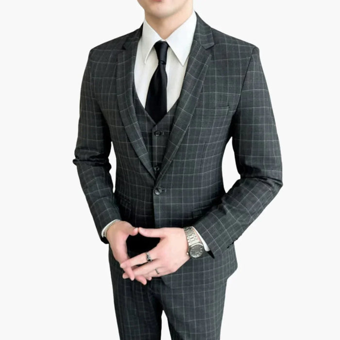Men's Three-Piece Suit with Checkered Pattern and Long Sleeves