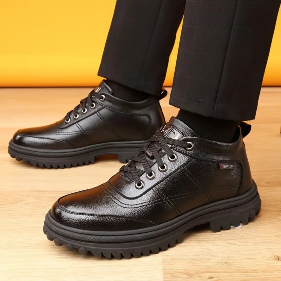 Kyril - Hard-wearing non-slip boots for men