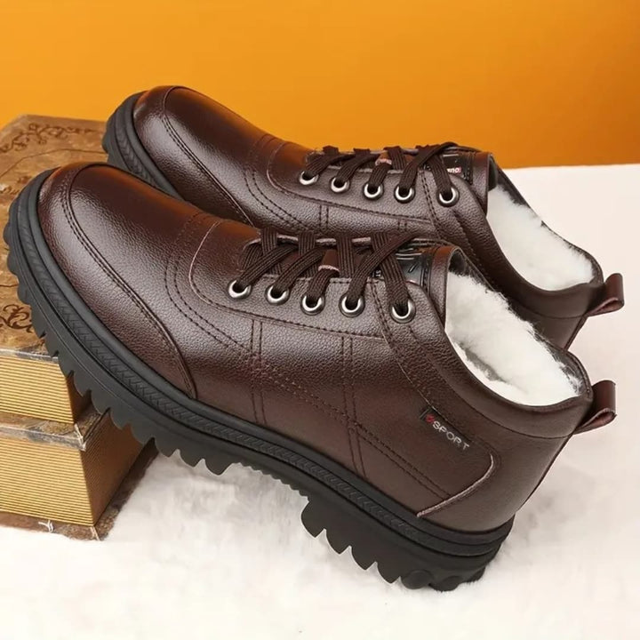 Kyril - Hard-wearing non-slip boots for men