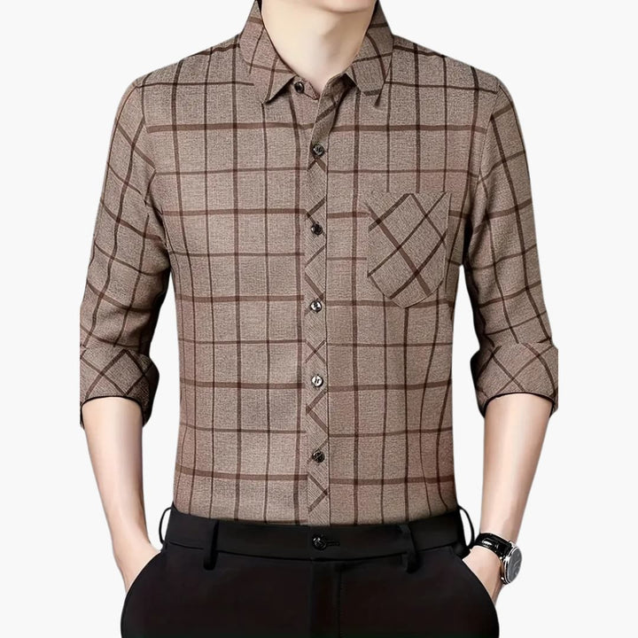 David - Fashionable checked shirt with revers for men