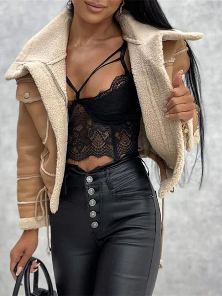 Clara Moreau - Warm and fashionable