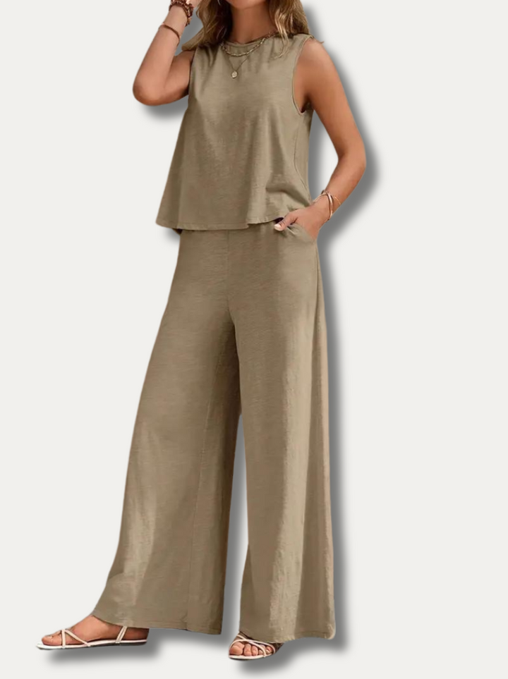 NORA - Stylish and elegant two-divided set