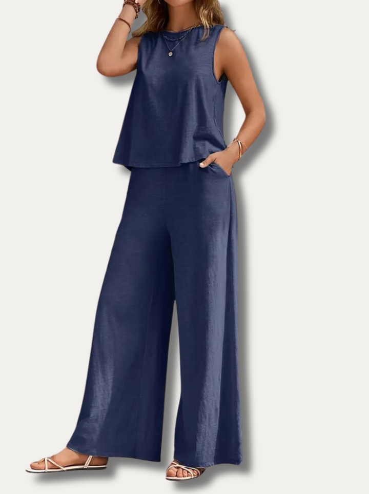 NORA - Stylish and elegant two-divided set