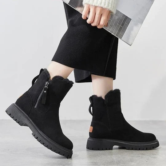 ZARA- The stylish boots