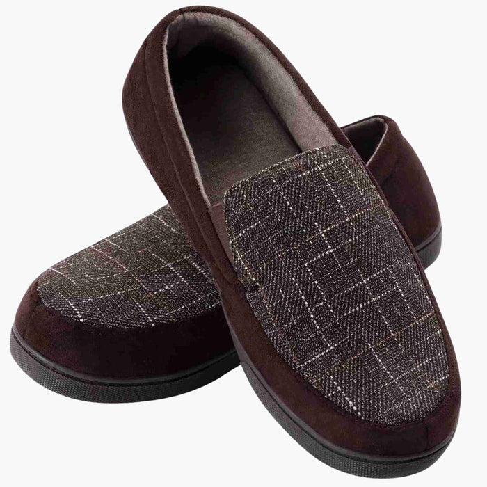 Herrloafers med slip-on, rutmönster och strukturerad yttersula