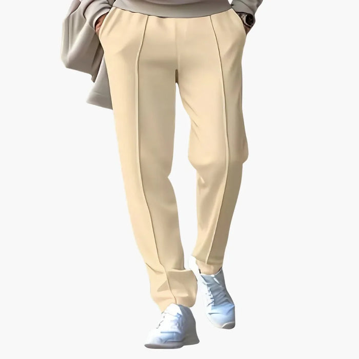 Herrenhose mit elastischem Bund und Seitentaschen