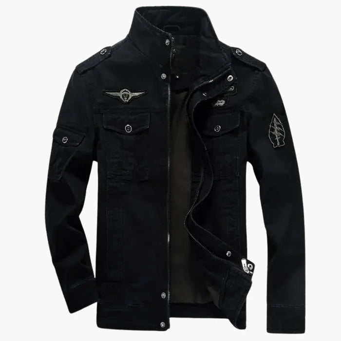 Chaqueta de estilo militar de hombre con cuello alto y bolsillos con solapa