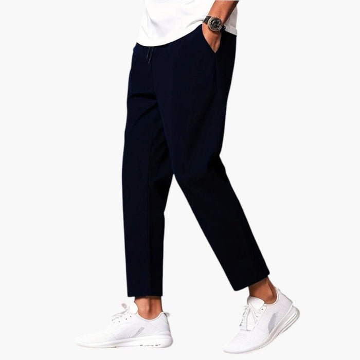 Herren-Hose mit elastischem Bund und verstellbarem Kordelzug