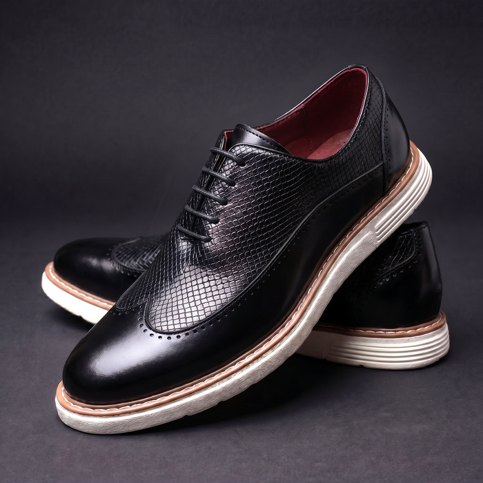 Men's Wingtip Oxford Shoes with Woven Texture Detail