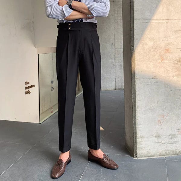 Herrenhose mit Bundfalten, geradem Bein, hoher Taille und verstellbarem Bund