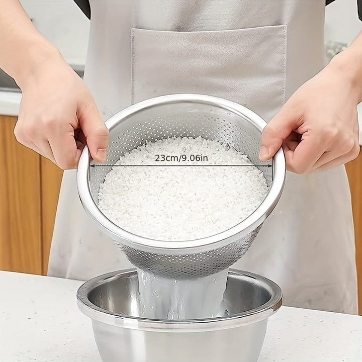 Versatile kitchen equipment set: die category and mikseb sweater in steel