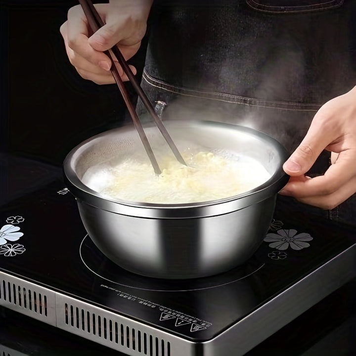 Versatile kitchen equipment set: die category and mikseb sweater in steel