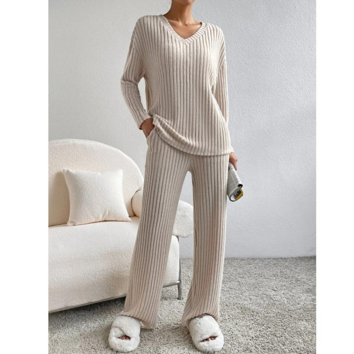 Women Two-divided Set with Minimalist Design