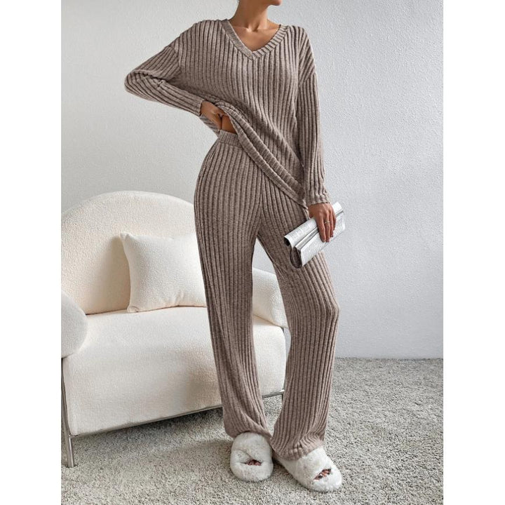 Women Two-divided Set with Minimalist Design
