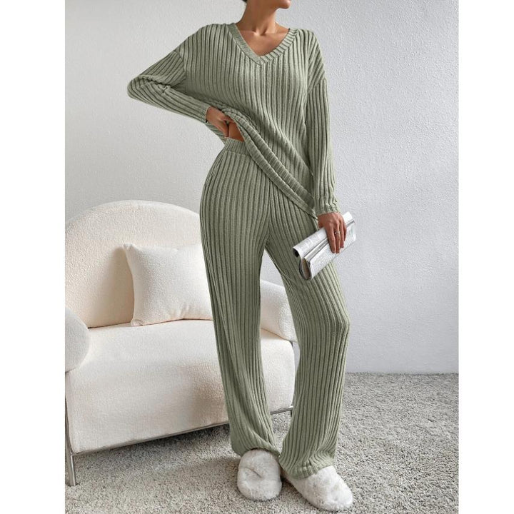 Women Two-divided Set with Minimalist Design