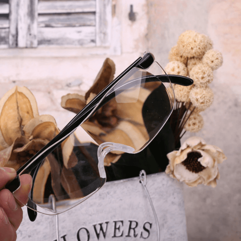 Magnifying Glasses for Precision Work - 250% Magnification