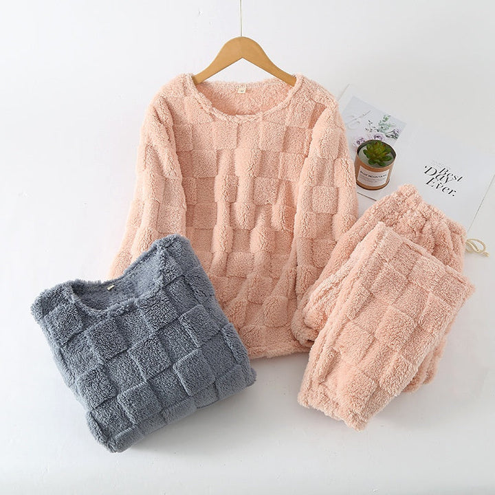 Plaid Pajama Set for Women - Soft Loungewear