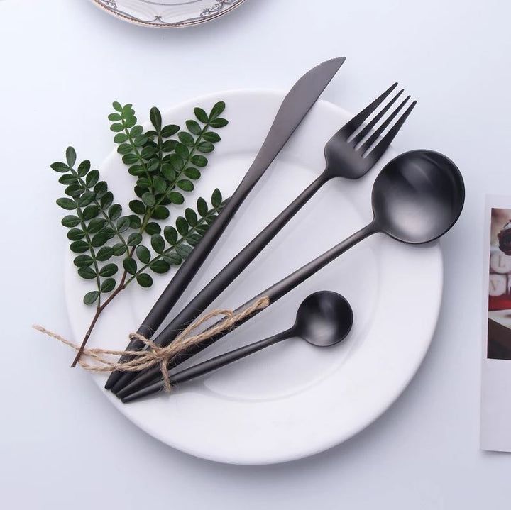 Elegant Napoli-Design Cutlery Set for a Complete Table Setting