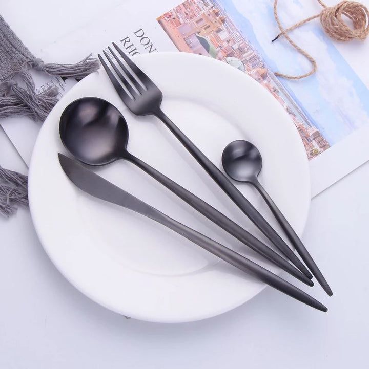 Elegant Napoli-Design Cutlery Set for a Complete Table Setting