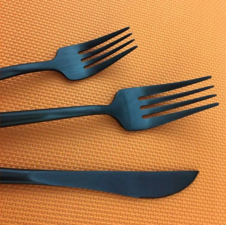 Elegant Napoli-Design Cutlery Set for a Complete Table Setting