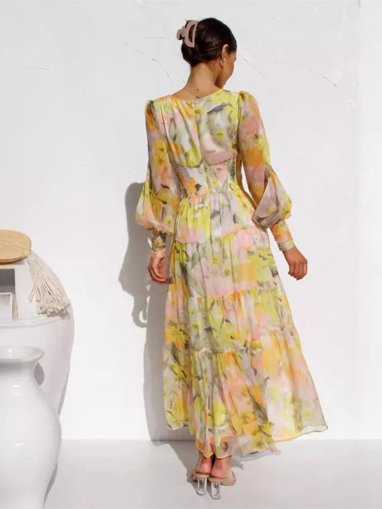 Elegant Woman Chiffon Maxi dress