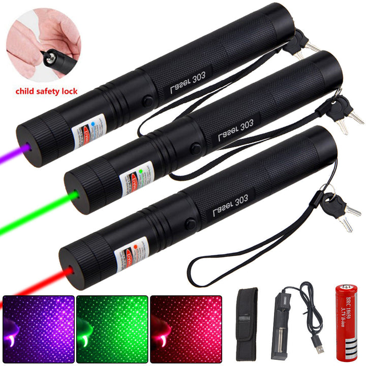 Rechargeable laser pointer with long range and adjustable focus