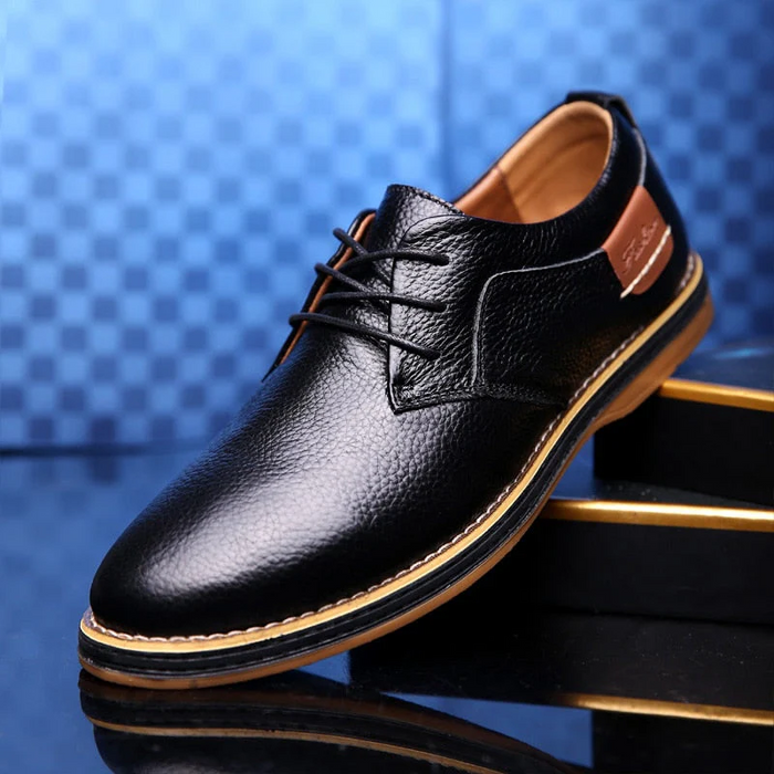 Men's Leather Derby Shoes with Contrast Laces and Heel