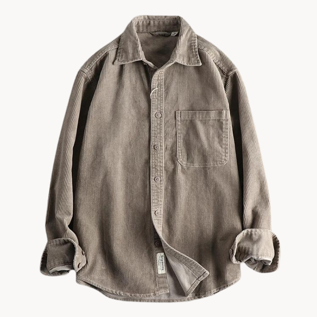 Shirts with avslappnad fit and brystl over