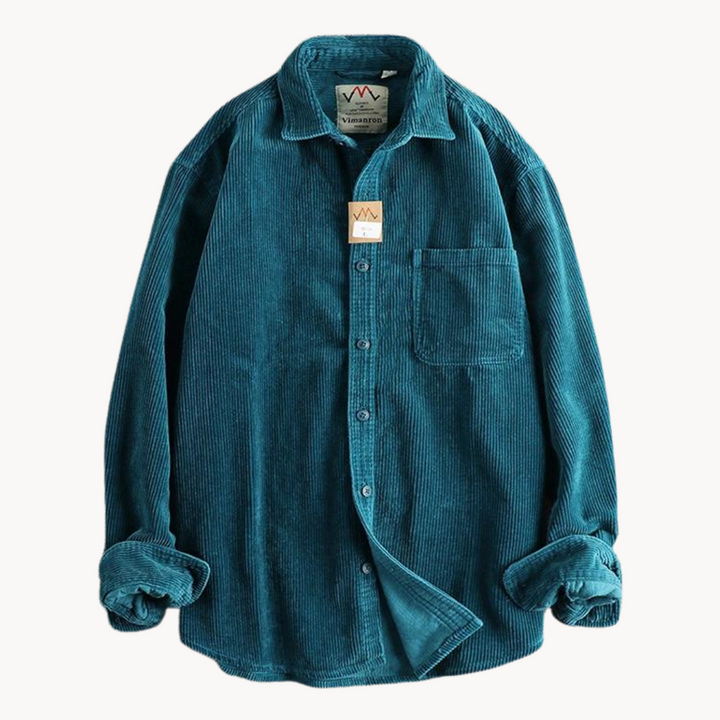 Shirts with avslappnad fit and brystl over