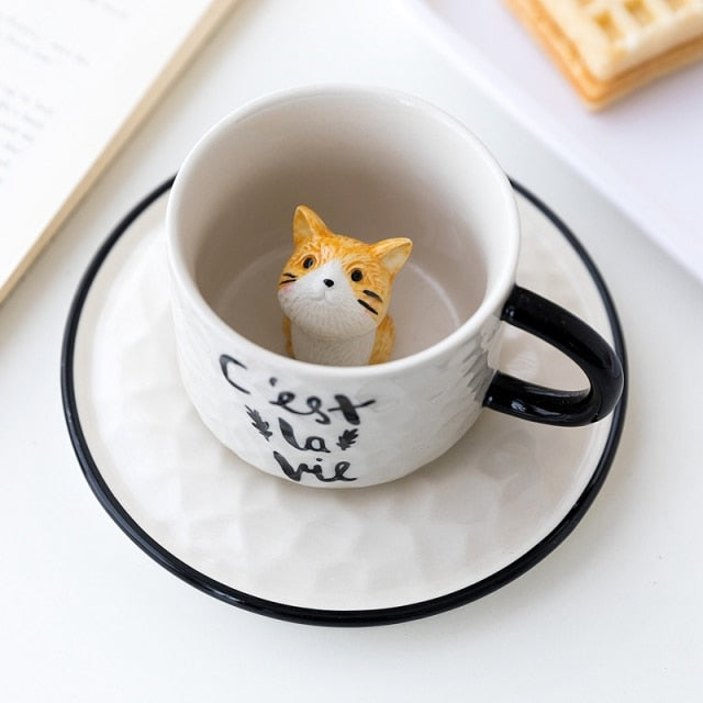 Coffee jar with skjult 3 D cat - perfect present for katteelskere