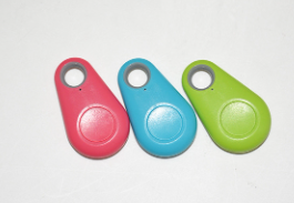 Compacte gps-tracker met realtime tracking via de app en veilige zones