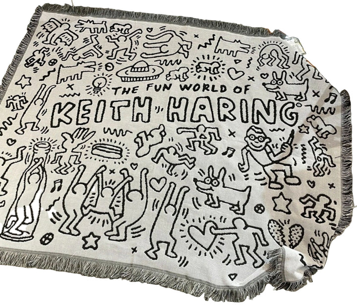 Cozy Throw Blanket with Animated Puzzle Design and Dusker