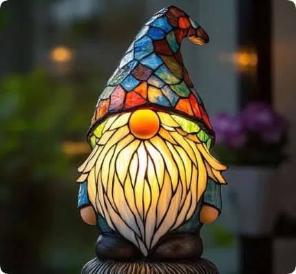 Unisex suffered night lamp with unique Dyre design