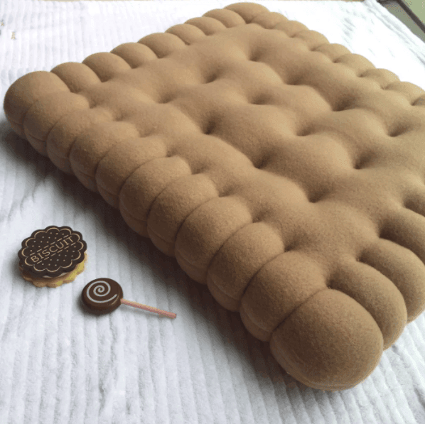 Unisex luksu pillow with biscuit design for optimum comfort and support