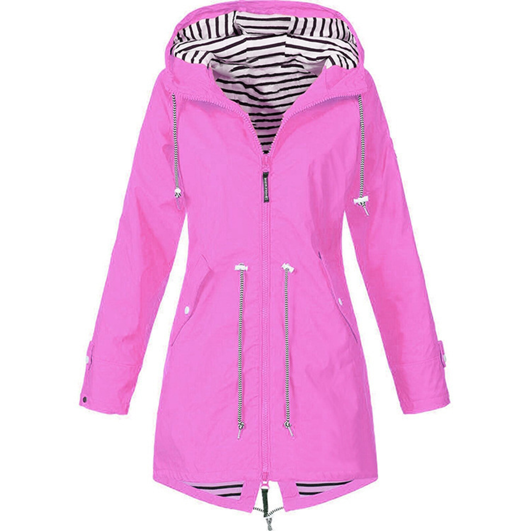Stylish and lightweight raincoat for women