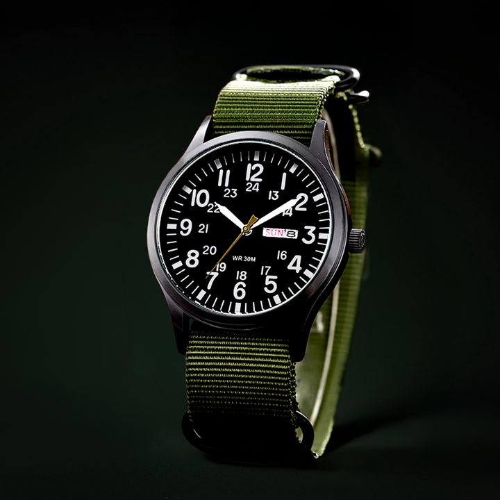 Men robust outdoor wristwatch