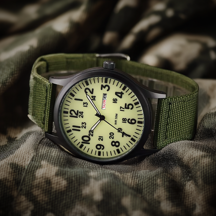 Men robust outdoor wristwatch