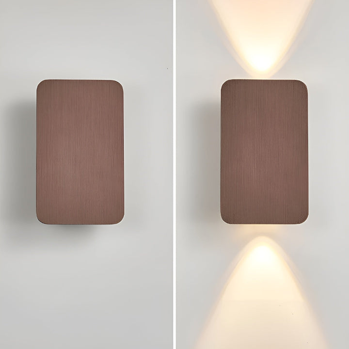 Minimalist LED Wall Lamp for the Home – Modern and Energy Efficient