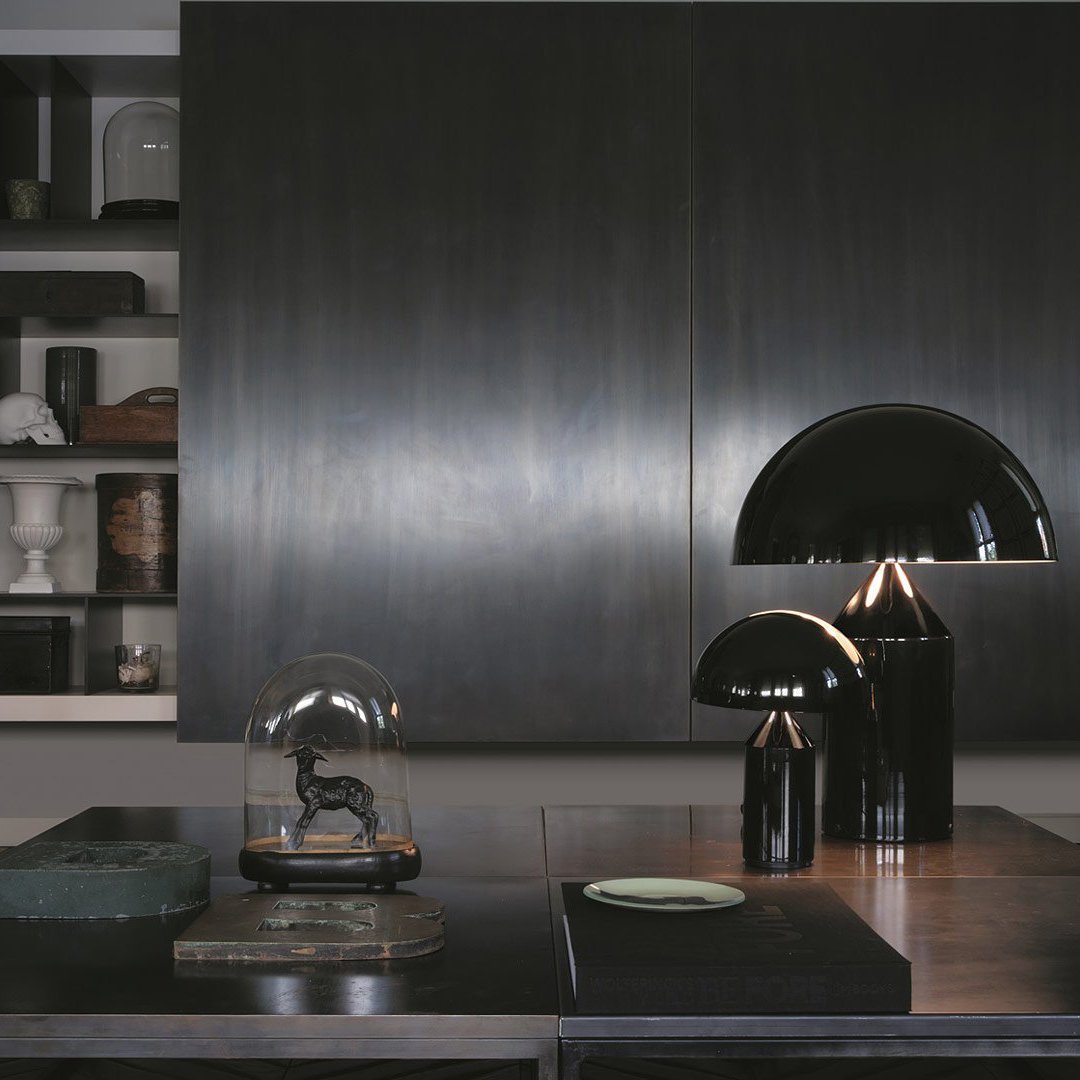 Modern Table Lamp with Geometric Design for Unique Interiors