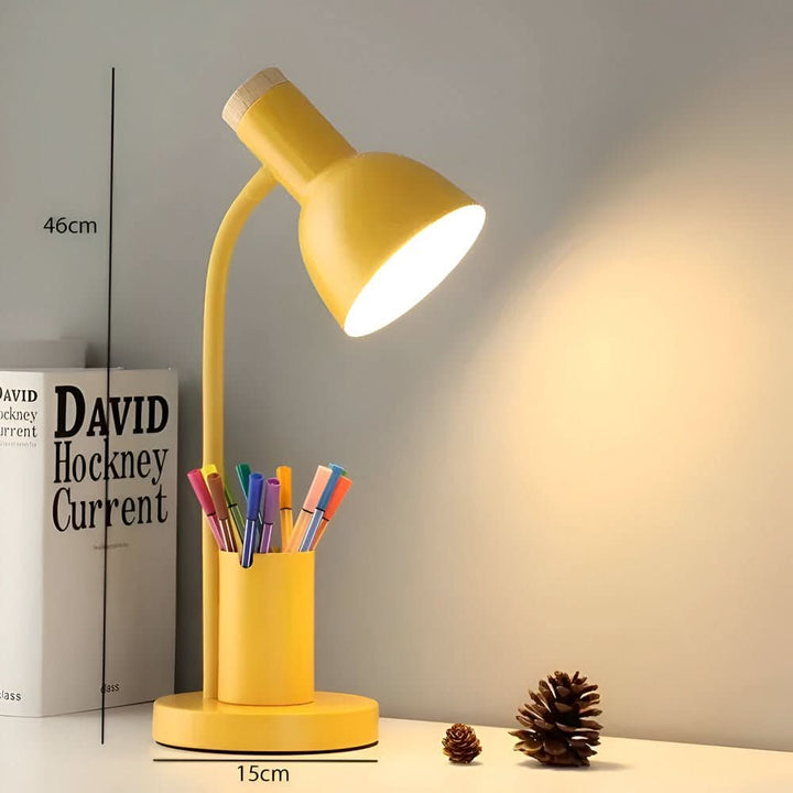 Modern led-bordslampa with penne socket for hamper office