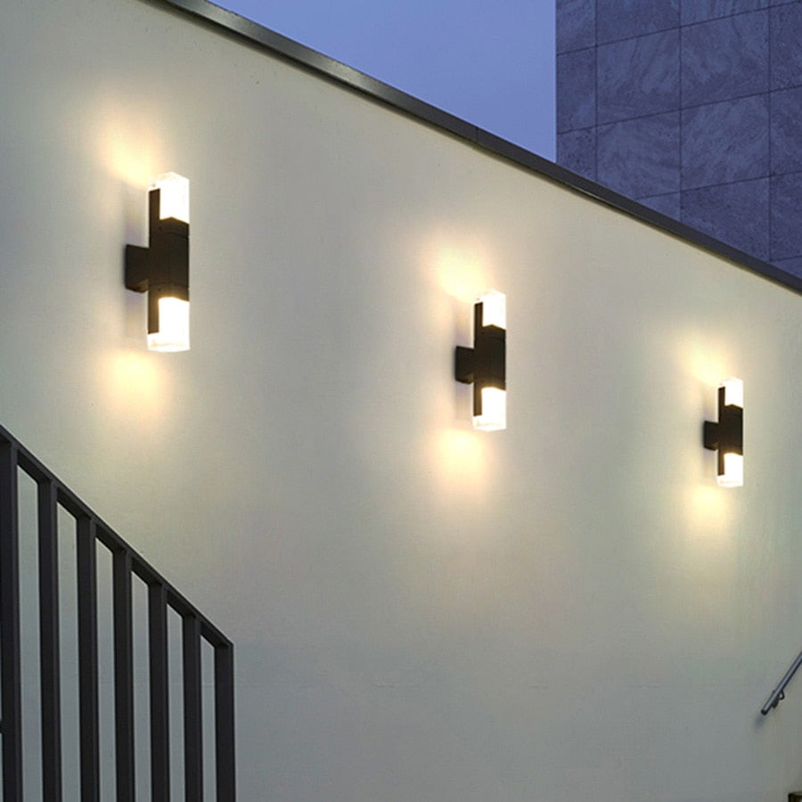Outdoor Wall Lamp with Motion Sensor Modern Design for Entrances and Gardens