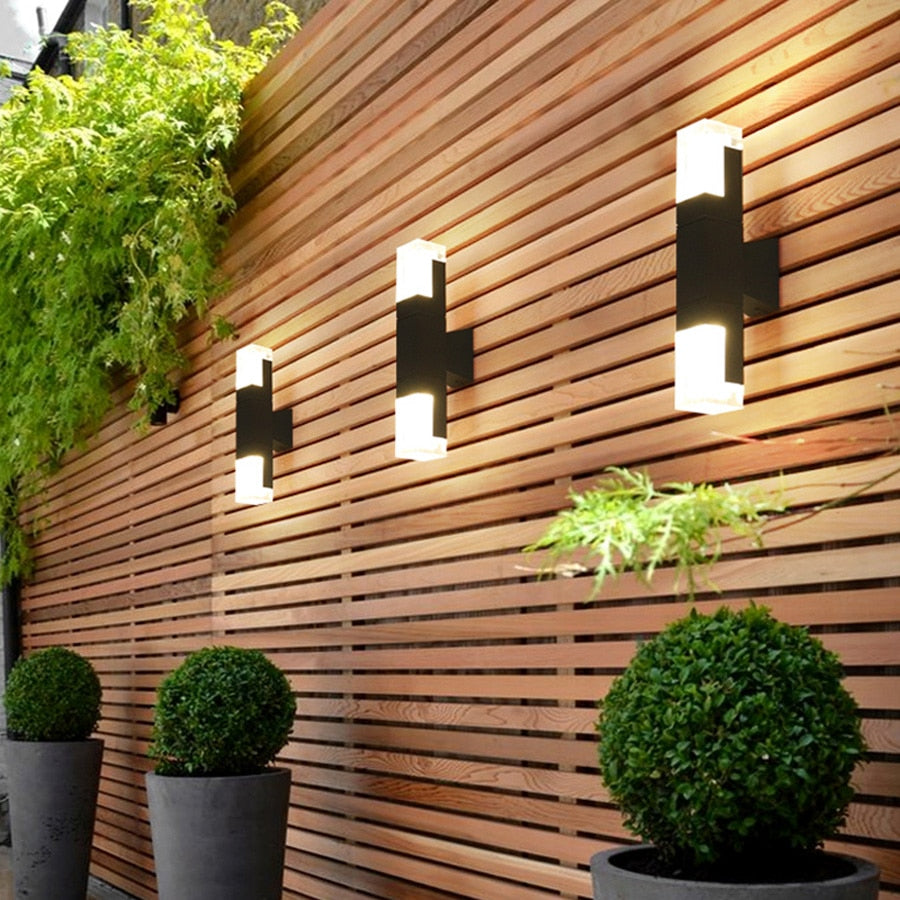 Outdoor Wall Lamp with Motion Sensor Modern Design for Entrances and Gardens