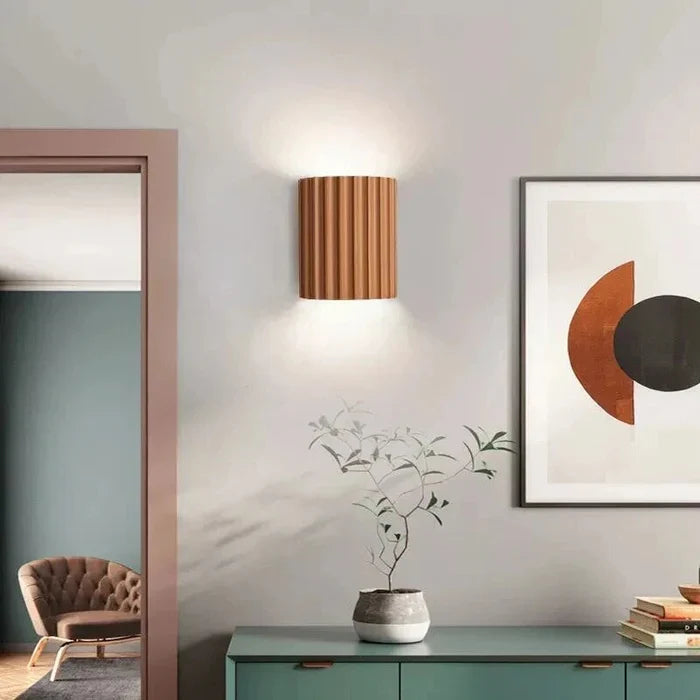 Modern Wall Lamp in Artistic Design